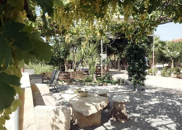 Studio Ioanna - Oasis Holiday Houses